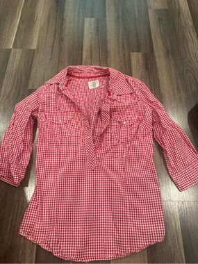 H&M Red and White Gingham Button-Front Shirt
